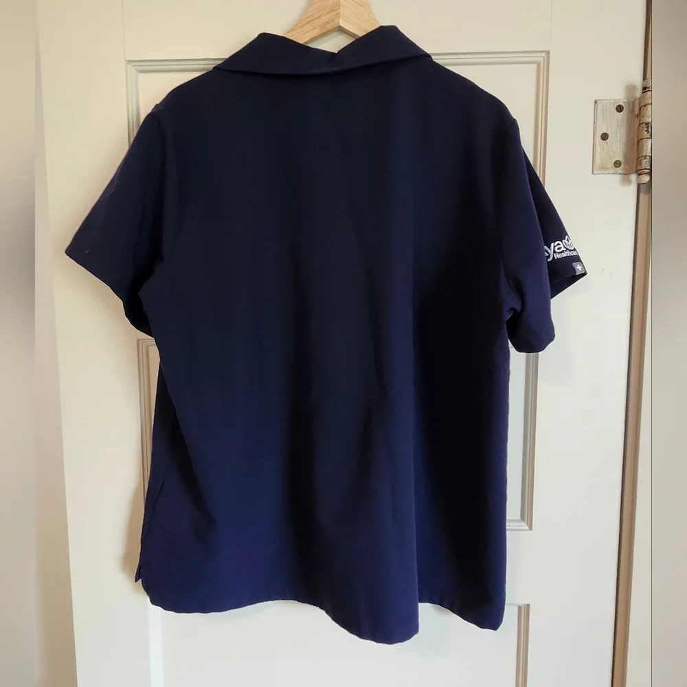 Figs scrub top - Picture 4 of 4